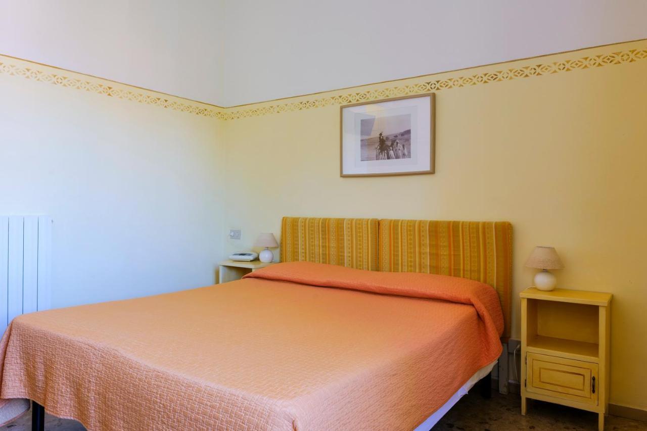 Hotel Club I Pini - Residenza D'Epoca In Versilia Lido di Camaiore Buitenkant foto