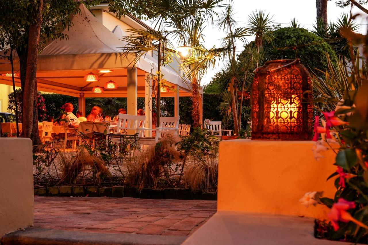 Hotel Club I Pini - Residenza D'Epoca In Versilia Lido di Camaiore Buitenkant foto